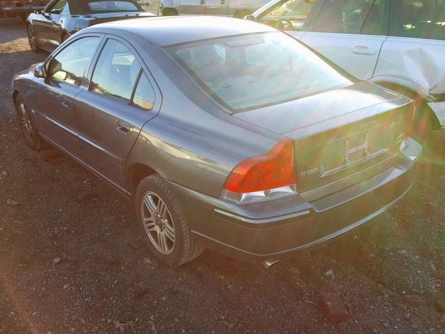 YV1RH592152441451 - 2005 VOLVO S60 2.5T GRAY photo 3