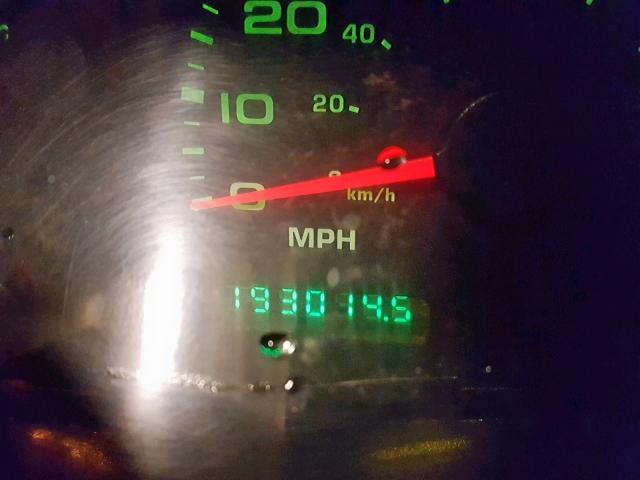 1FTNW21L34EA79245 - 2004 FORD F250 SUPER RED photo 8