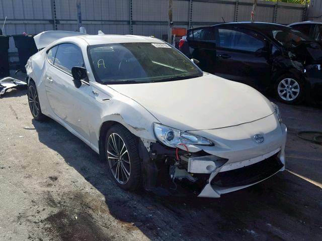 JF1ZNAA1XG9708001 - 2016 TOYOTA SCION FR-S WHITE photo 1