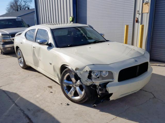 2B3KA33G88H305030 - 2008 DODGE CHARGER SX WHITE photo 1