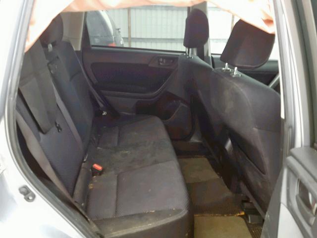 JF2SJADC4FG464894 - 2015 SUBARU FORESTER 2 SILVER photo 6