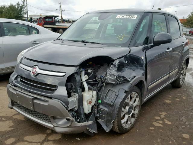 ZFBCFADHXEZ012373 - 2014 FIAT 500L TREKK GRAY photo 2