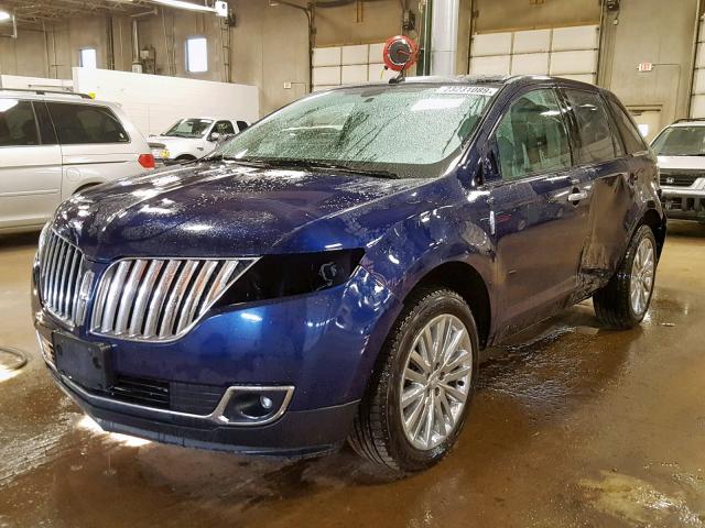 2LMDJ8JKXBBJ07037 - 2011 LINCOLN MKX BLUE photo 2