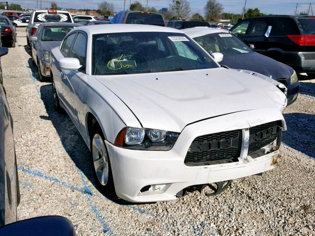 2C3CDXBGXDH609560 - 2013 DODGE CHARGER SE WHITE photo 1