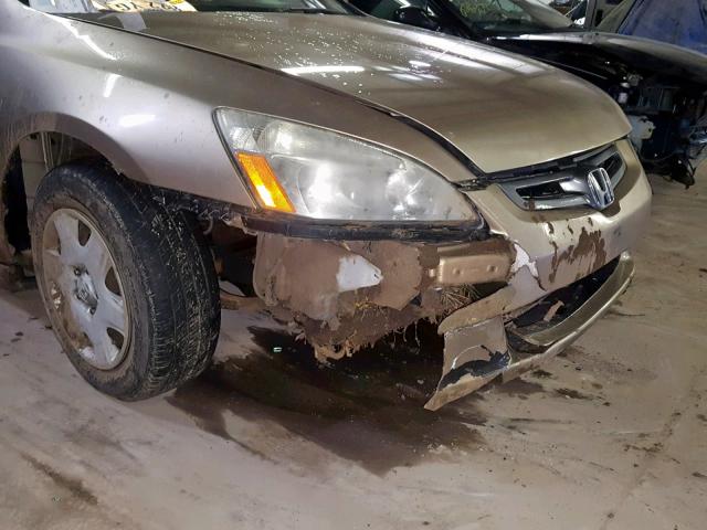 1HGCM56455A181625 - 2005 HONDA ACCORD LX GOLD photo 9