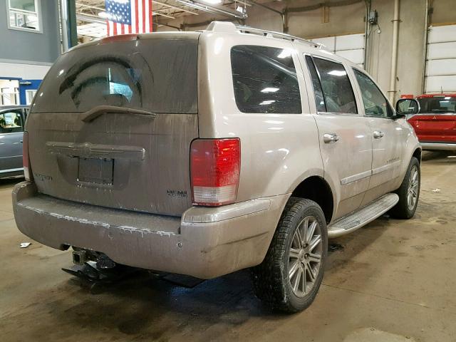 1A8HW58228F125474 - 2008 CHRYSLER ASPEN LIMI GOLD photo 4