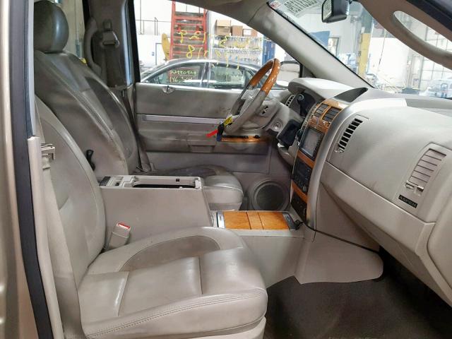 1A8HW58228F125474 - 2008 CHRYSLER ASPEN LIMI GOLD photo 5