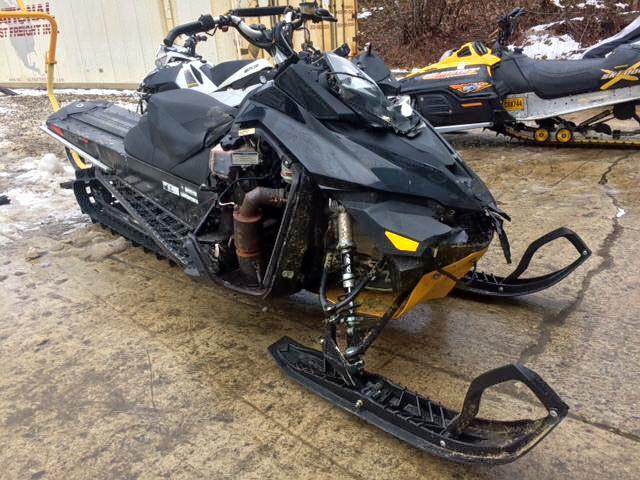 2BPSCFFD9FV000288 - 2015 SKI DOO SUMMIT  BLACK photo 5