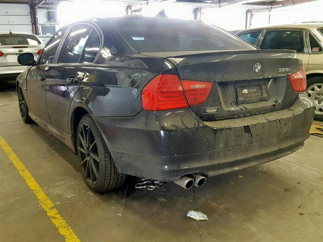 WBAPK5C55AA651789 - 2010 BMW 328 XI SUL შავი ფოტო 3