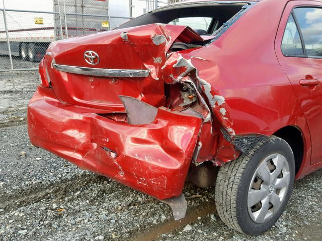 JTDBT923384026334 - 2008 TOYOTA YARIS RED photo 9