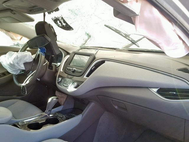 1G1ZB5ST3GF351359 - 2016 CHEVROLET MALIBU LS SILVER photo 9