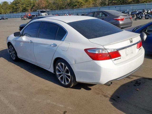 1HGCR2F59FA070893 - 2015 HONDA ACCORD SPO 白色 照片 3