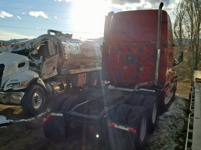 1FUJGLBG5BSAW5814 - 2011 FREIGHTLINER CASCADIA 1 RED photo 4