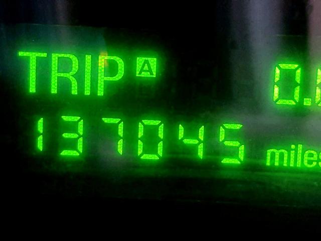 1LNHM87A7YY804048 - 2000 LINCOLN LS RED photo 8