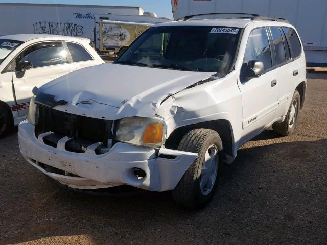 1GKDT13S522147650 - 2002 GMC ENVOY WHITE photo 2