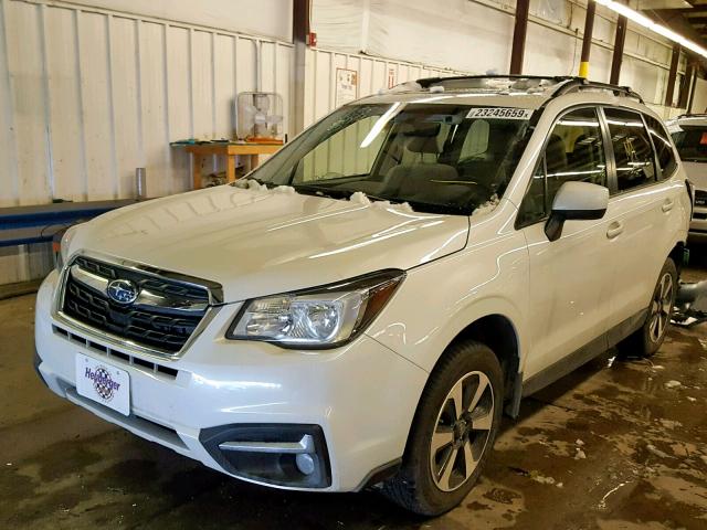 JF2SJAGCXHH443945 - 2017 SUBARU FORESTER 2 WHITE photo 2