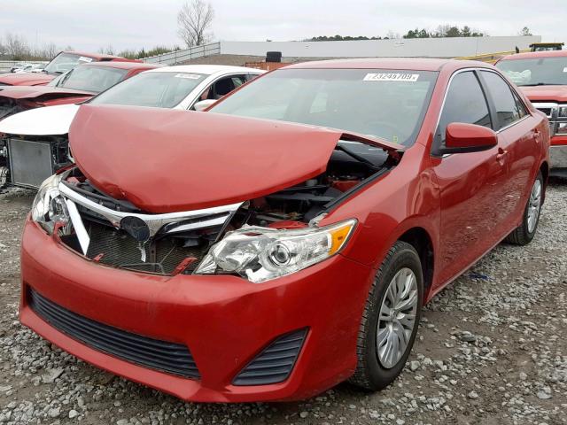 4T1BF1FK1CU563685 - 2012 TOYOTA CAMRY BASE RED photo 2