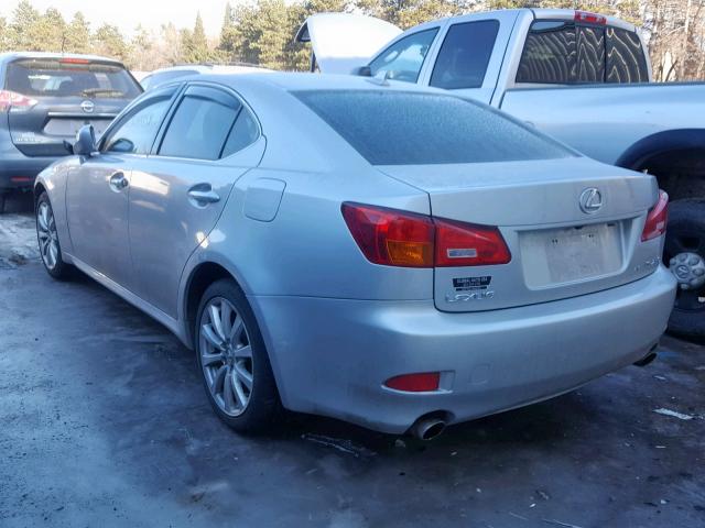 JTHCK262672013070 - 2007 LEXUS IS 250 SILVER photo 3