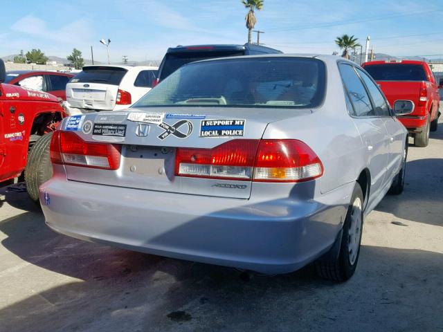 3HGCG56402G700603 - 2002 HONDA ACCORD LX SILVER photo 4