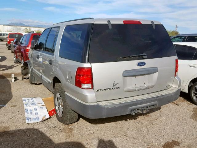 1FMRU13W44LA68738 - 2004 FORD EXPEDITION SILVER photo 3