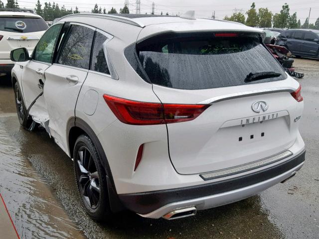 3PCAJ5M13KF107727 - 2019 INFINITI QX50 ESSEN WHITE photo 3