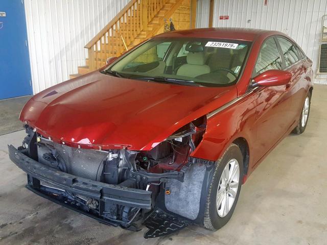 5NPEB4AC3CH340007 - 2012 HYUNDAI SONATA GLS RED photo 2