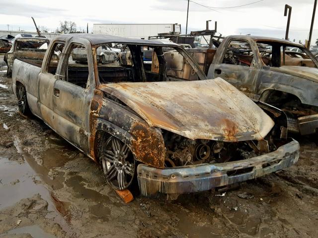 2GCEC19V251157705 - 2005 CHEVROLET SILVERADO BURN photo 1