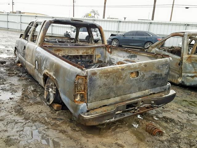 2GCEC19V251157705 - 2005 CHEVROLET SILVERADO BURN photo 3