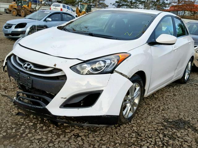 KMHD35LE2DU048381 - 2013 HYUNDAI ELANTRA GT WHITE photo 2