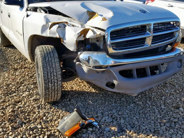 1B7HL48X12S560927 - 2002 DODGE DAKOTA QUA WHITE photo 9