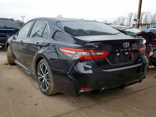 4T1B11HK2JU654361 - 2018 TOYOTA CAMRY L BLACK photo 3