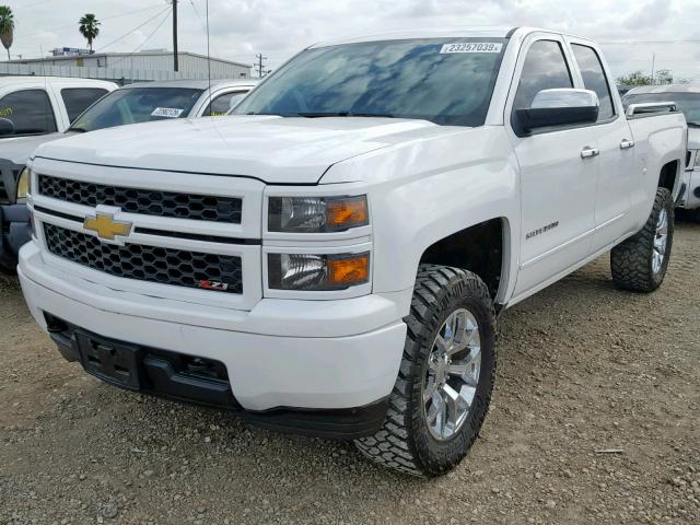 1GCVKPEC2EZ357582 - 2014 CHEVROLET SILVERADO WHITE photo 2