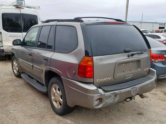 1GKDT13SX52111666 - 2005 GMC ENVOY GRAY photo 3