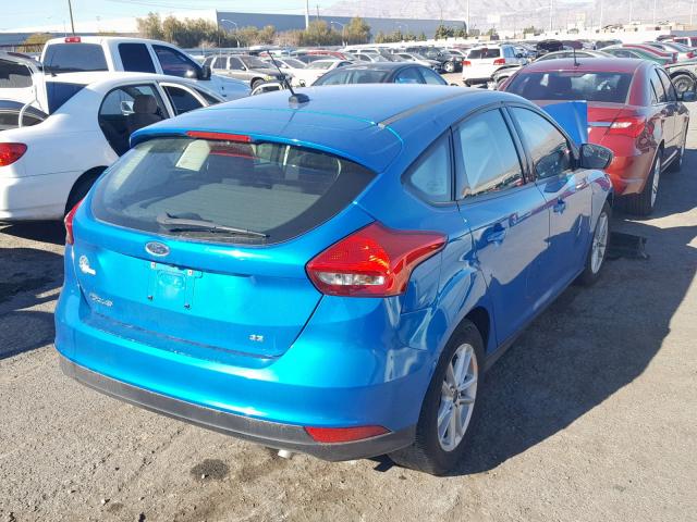 1FADP3K28HL242256 - 2017 FORD FOCUS SE 蓝色 照片 4