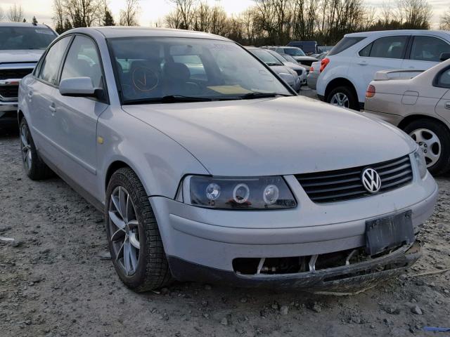 WVWMA63B6XE441286 - 1999 VOLKSWAGEN PASSAT GLS SILVER photo 1