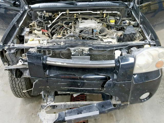 1N6ED27T01C324214 - 2001 NISSAN FRONTIER C BLACK photo 7