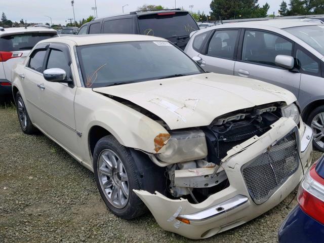 2C3LA63H16H527374 - 2006 CHRYSLER 300C WHITE photo 1