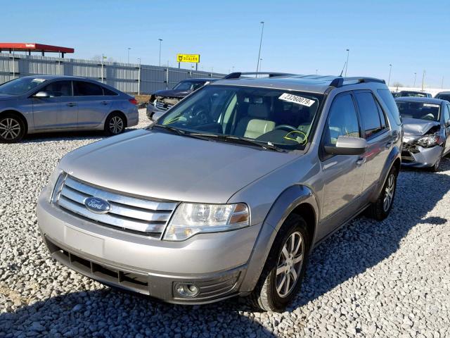 1FMDK02W68GA44368 - 2008 FORD TAURUS X S SILVER photo 2