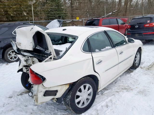 2G4WD582261254433 - 2006 BUICK LACROSSE C WHITE photo 4