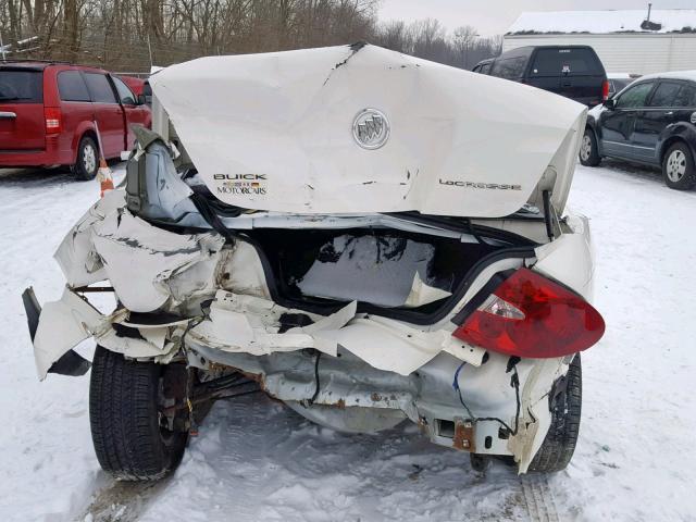 2G4WD582261254433 - 2006 BUICK LACROSSE C WHITE photo 9