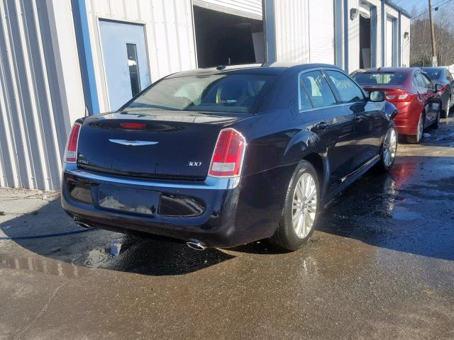 2C3CCARG4EH283259 - 2014 CHRYSLER 300 BLACK photo 4