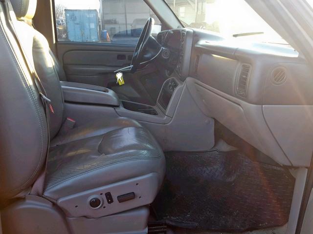 1GKEK13T76J108067 - 2006 GMC YUKON GRAY photo 5