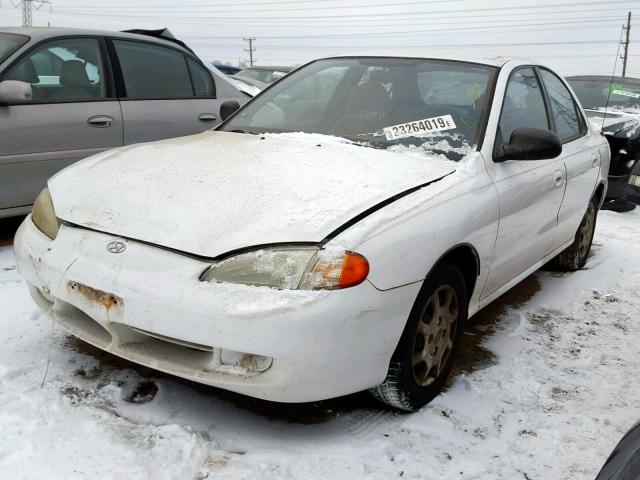 KMHJF24M0WU700223 - 1998 HYUNDAI ELANTRA WHITE photo 2