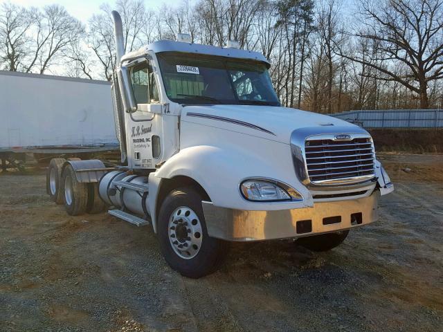 1FUJA6DE97DX43956 - 2007 FREIGHTLINER CONVENTION WHITE photo 1