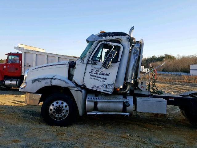 1FUJA6DE97DX43956 - 2007 FREIGHTLINER CONVENTION WHITE photo 9