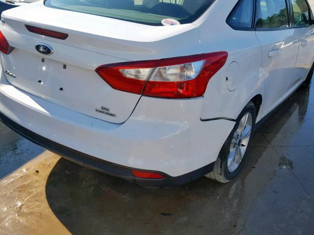 1FADP3F26EL248658 - 2014 FORD FOCUS SE WHITE photo 9