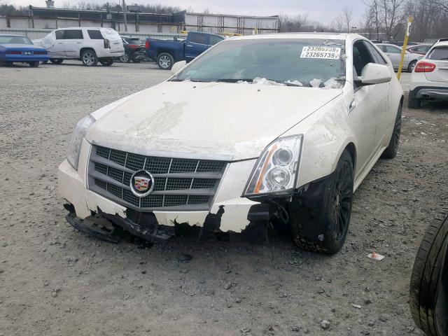 1G6DS1ED6B0111381 - 2011 CADILLAC CTS PREMIU WHITE photo 2