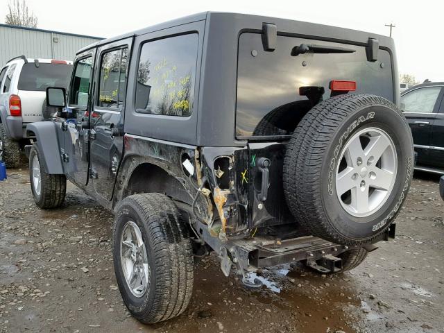 1C4BJWDG6HL678570 - 2017 JEEP WRANGLER U BLACK photo 3