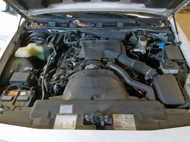 2FALP74W5TX110943 - 1996 FORD CROWN VICT WHITE photo 7