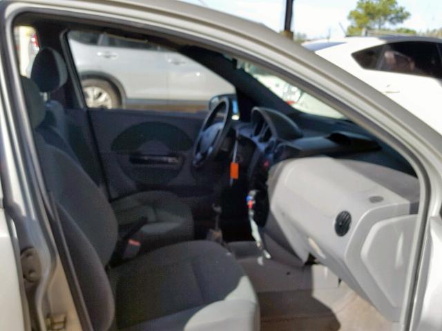 KL1TJ52684B255103 - 2004 CHEVROLET AVEO LS SILVER photo 5
